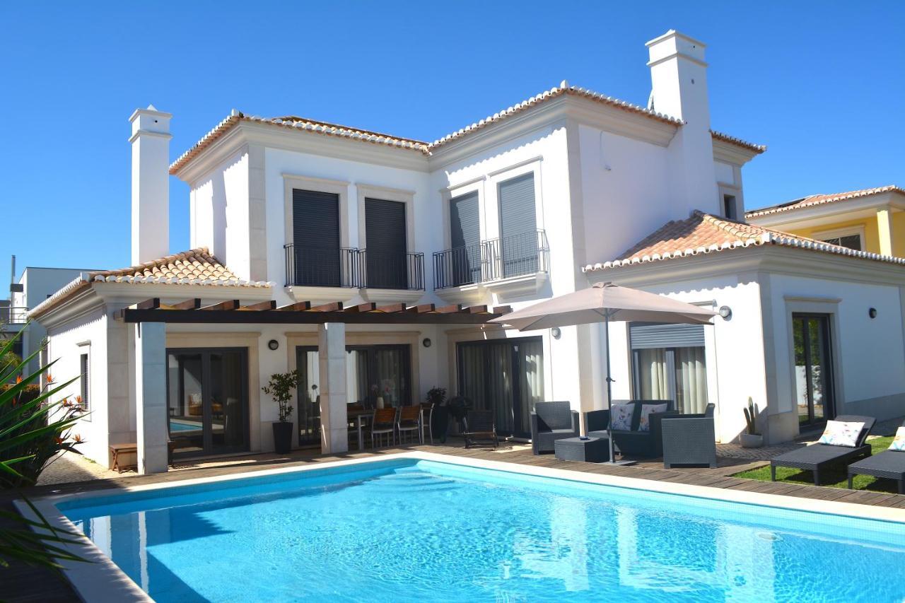 CASA DAS OLIVEIRAS - MORADIA DE LUXO T4 NA PRAIA DE FARO (Portugal) - from  US$ 563 | BOOKED